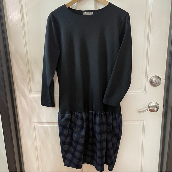 Black and Ginham Poplin Drop Frill Hem Sweat Sweatshirt Dress - Picture 2 of 10